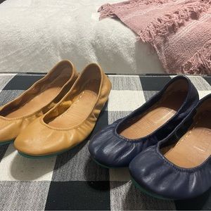 Tieks, sz 10. California Navy + Camel.